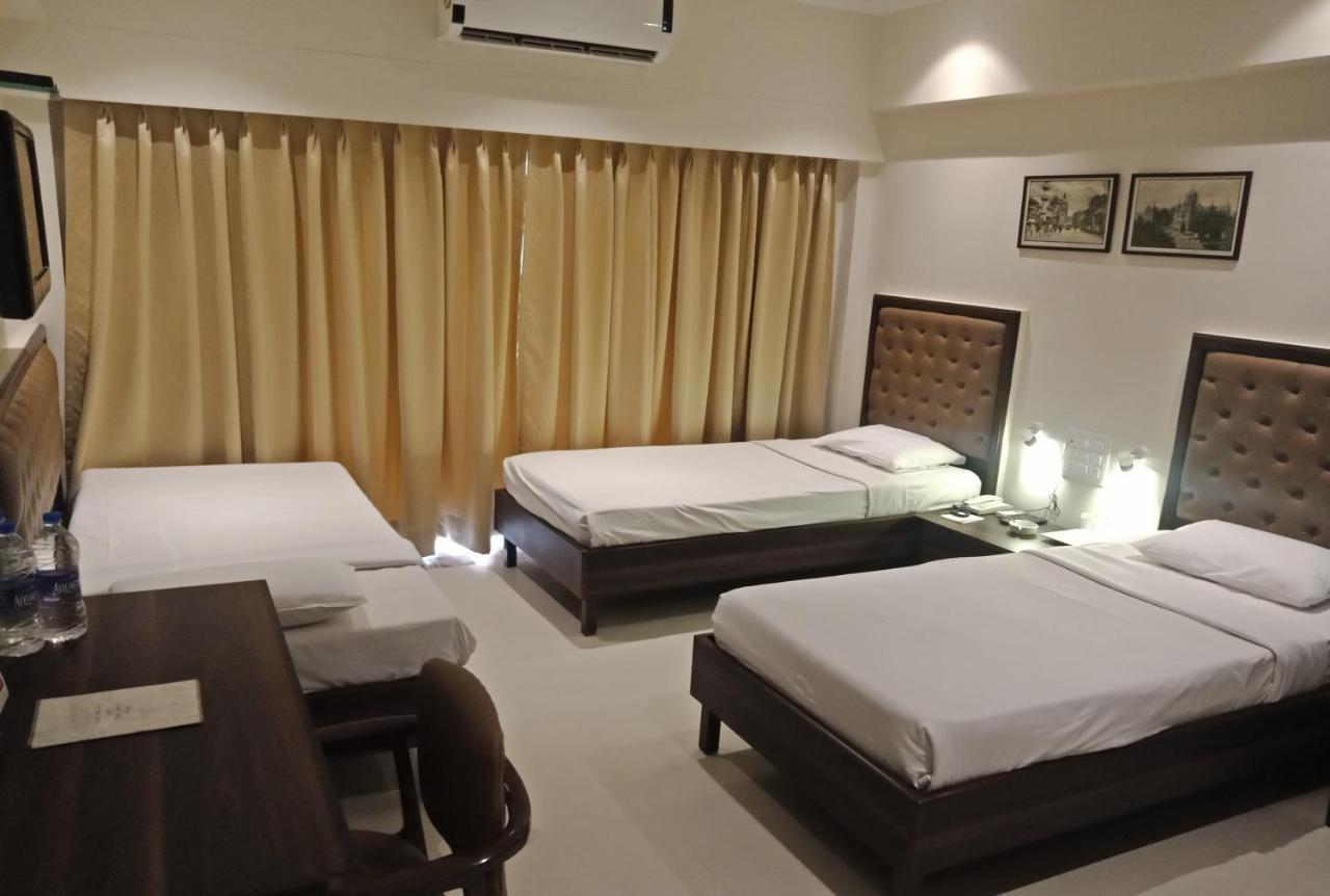 West End Hotel Mumbai Eksteriør bilde