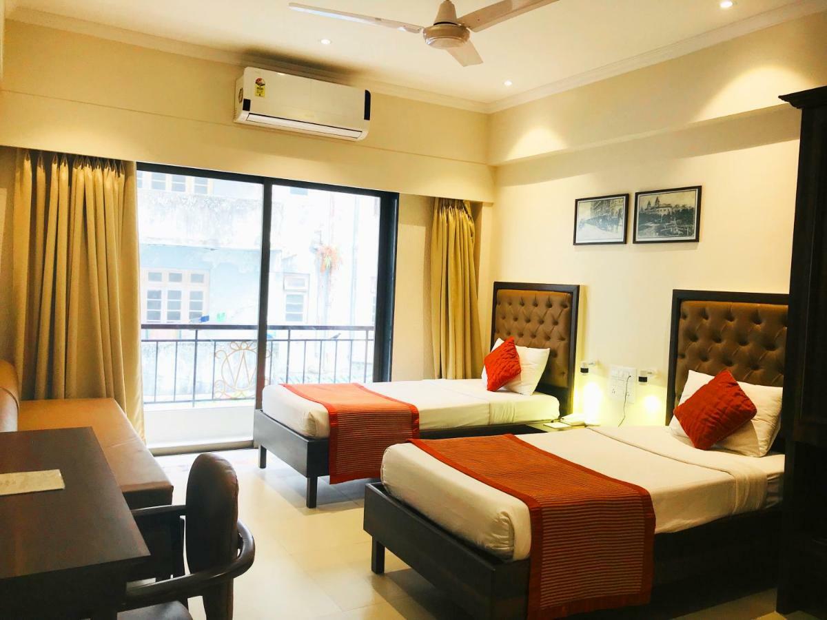 West End Hotel Mumbai Eksteriør bilde